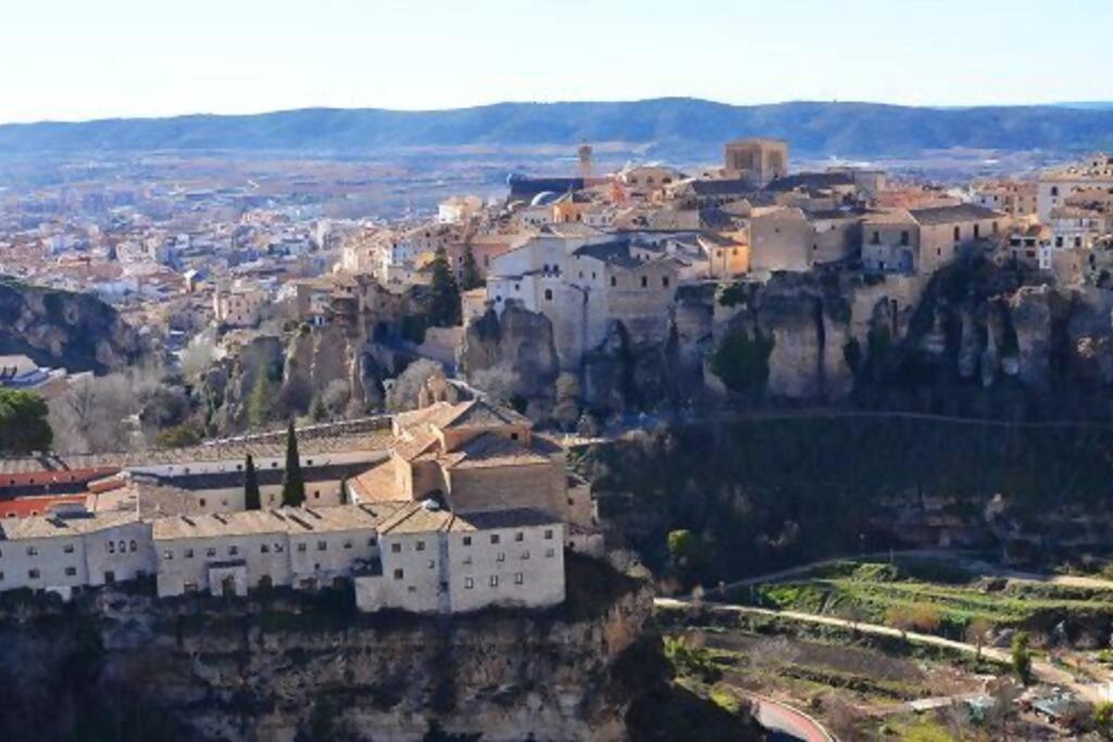 Luxury Danna Plaza Mayor Cuenca  Exterior photo